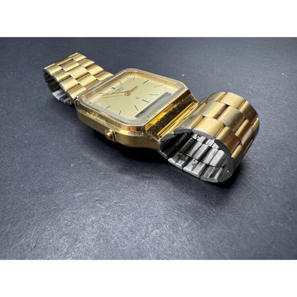 Vintage Casio AQ-222 Gold Tone Unisex Analog & Digital 30.6mm Watch - Picture 5 of 10